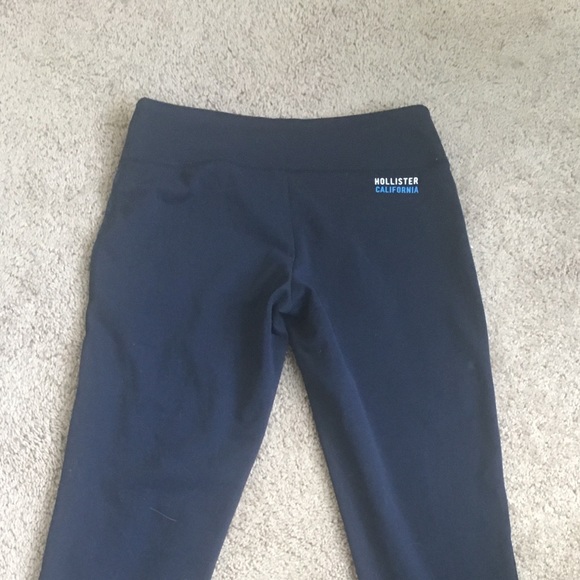 Hollister leggings, navy blue, size small - Picture 2 of 3